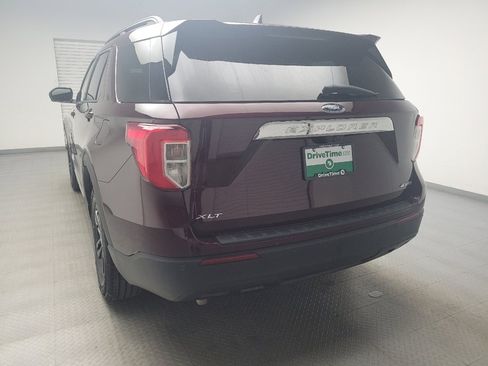 Used 2022 Ford Explorer XLT AWD/4WD image 6