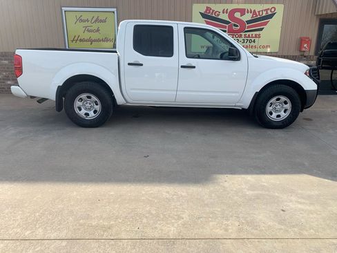 Used 2021 Nissan Frontier S image 6