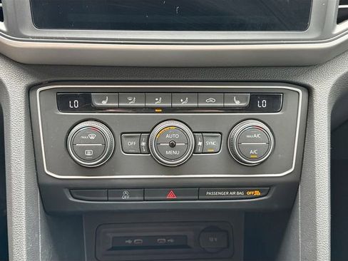 Used 2021 Volkswagen Atlas Cross Sport SE w/ V6 Towing Package FWD image 33
