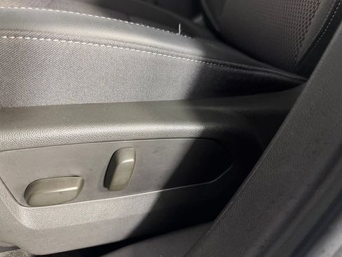 Used 2023 Buick Envision Preferred FWD image 21