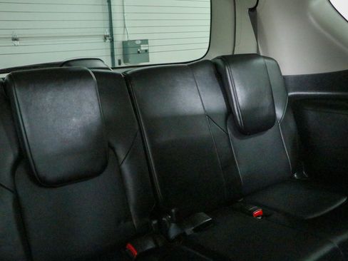 Used 2021 Nissan Armada Platinum RWD image 33