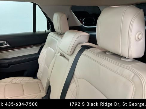 Used 2018 Ford Explorer Platinum AWD/4WD image 20