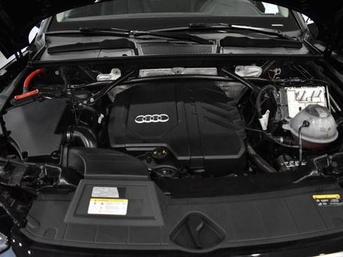 Used 2023 Audi Q5 2.0T Premium w/ Convenience Package image 36
