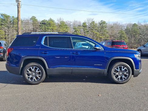 Certified 2023 GMC Acadia SLE w/ Driver Convenience Package image 7