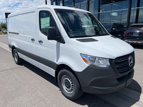 New 2026 Mercedes-Benz Sprinter 2500 image 4