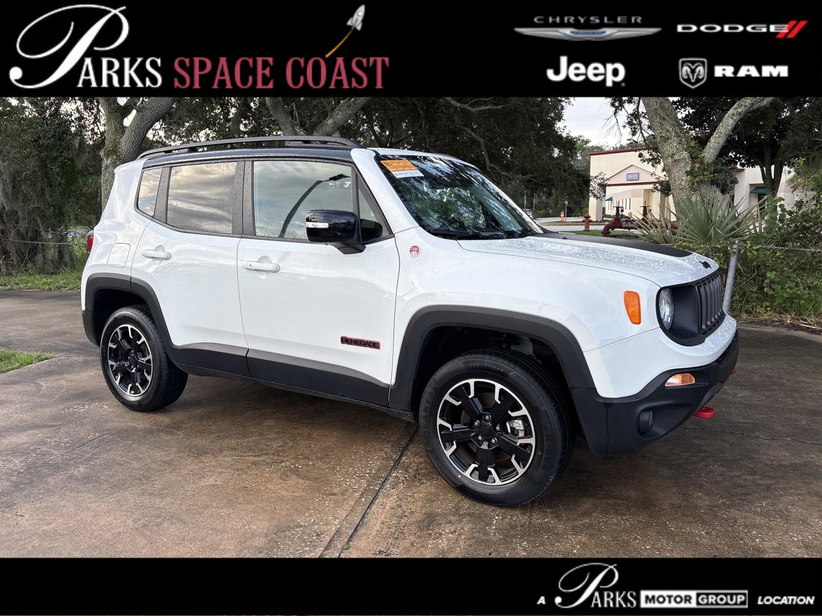 Certified 2023 Jeep Renegade Trailhawk AWD/4WD image 1