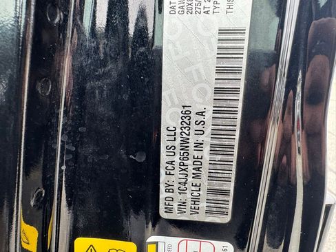 Used 2022 Jeep Wrangler Unlimited Sahara w/ Cold Weather Group image 31