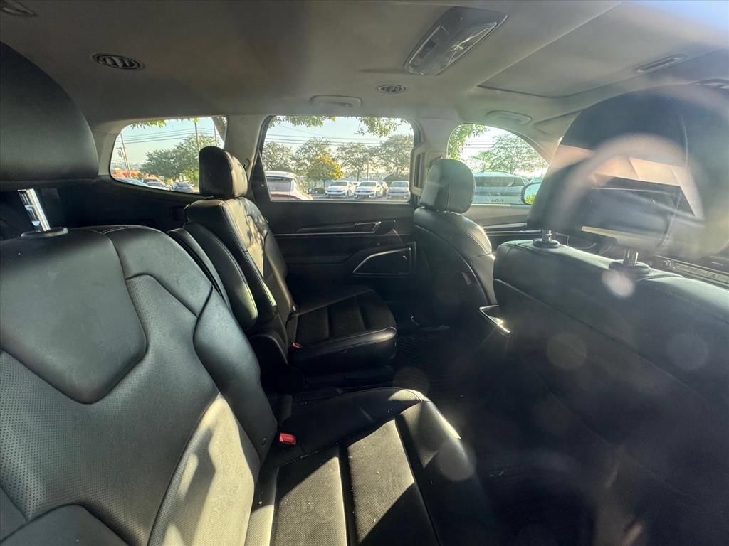 Certified 2024 Kia Telluride S w/ S Sunroof Package FWD image 3