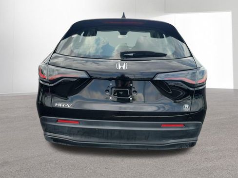 Used 2023 Honda HR-V LX image 15