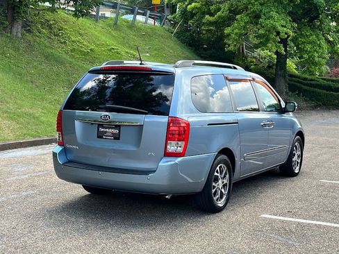 Used 2014 Kia Sedona EX w/ Luxury Package FWD image 21
