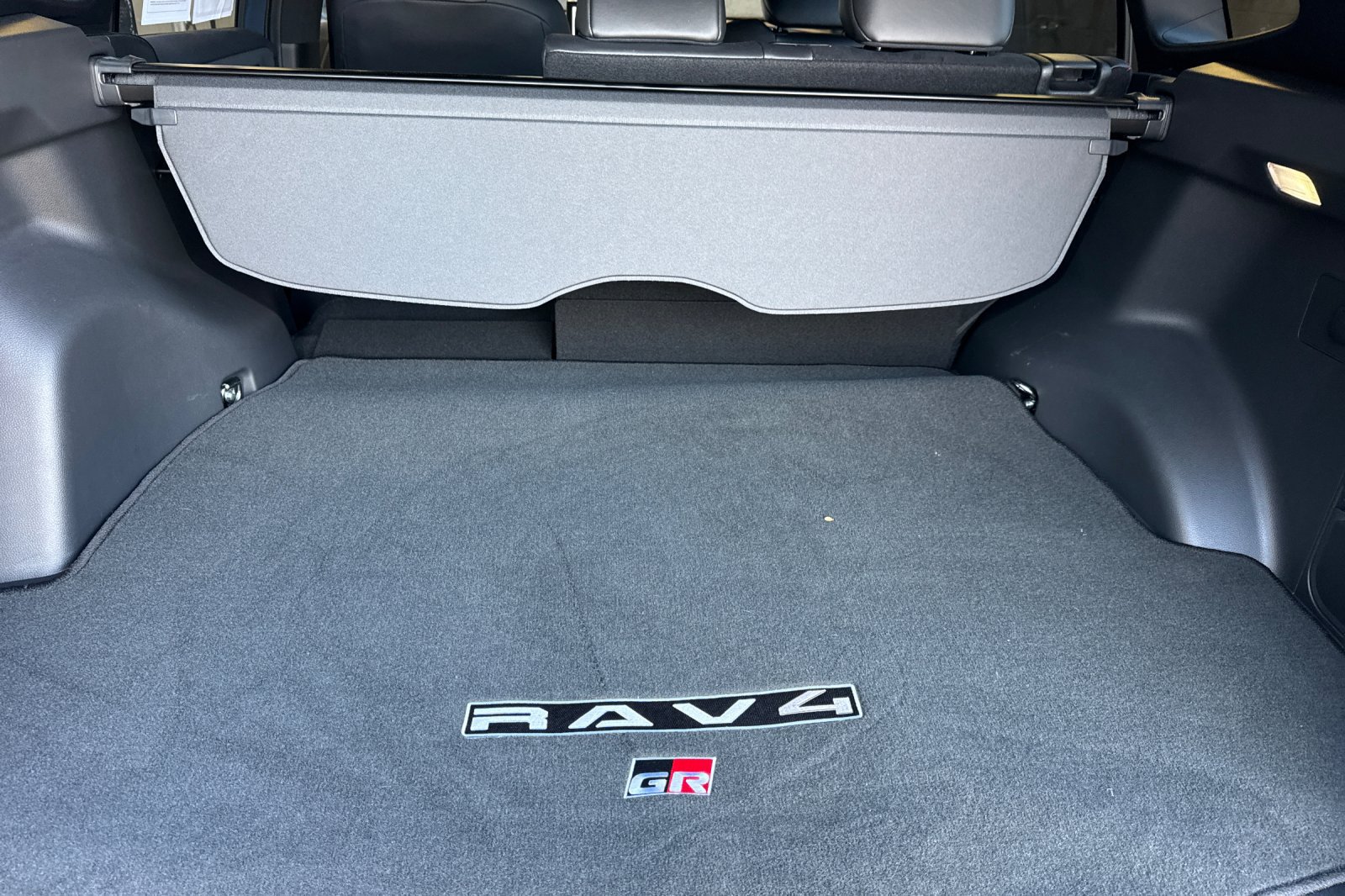 Certified 2026 Toyota RAV4 AWD Plug-in Hybrid image 21