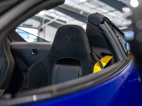 Used 2021 McLaren 720S Performance RWD image 24