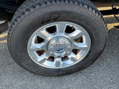 Used 2016 Ford F250 Lariat w/ Lariat Ultimate Package AWD/4WD image 11