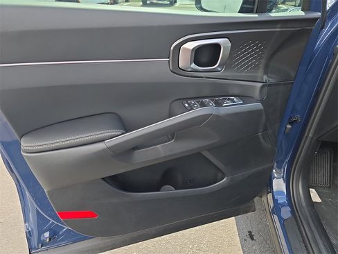 New 2026 Kia Sorento EX image 18