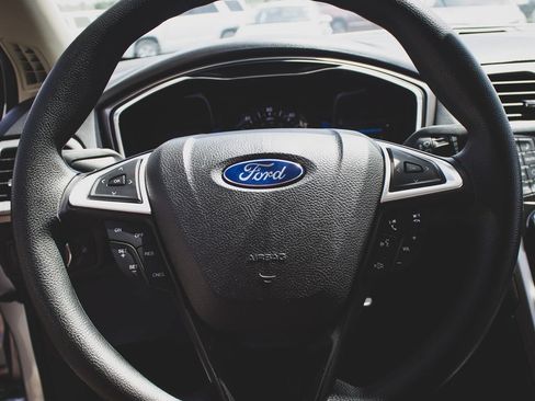 Used 2018 Ford Fusion S FWD image 10