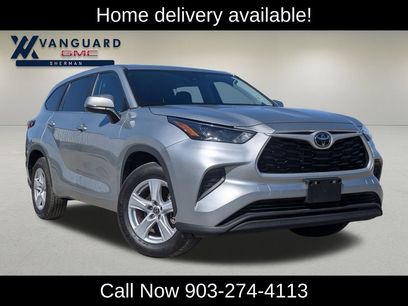 Used 2023 Toyota Highlander L