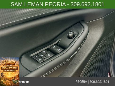 New 2025 Jeep Grand Cherokee Laredo image 17