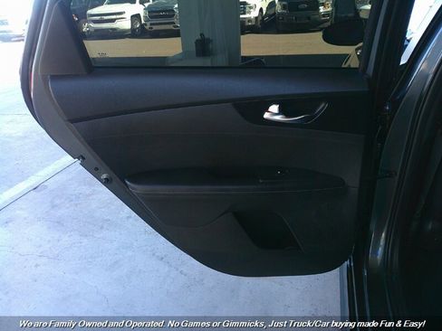 Used 2022 Kia Forte GT-Line w/ GT-Line Premium Package image 16