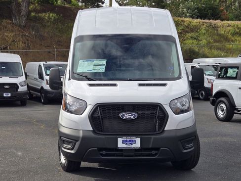 New 2026 Ford Transit 250 148 High Roof image 3