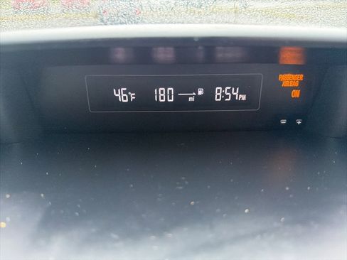 Used 2014 Subaru Forester 2.5i image 36