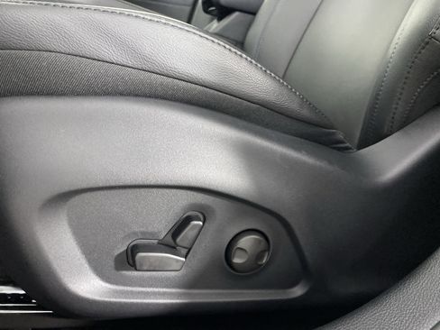 New 2026 Jeep Compass Limited image 16