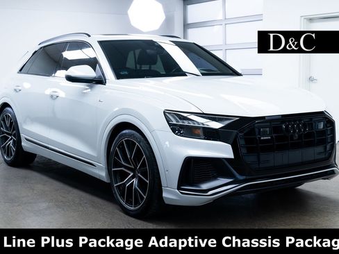 Used 2021 Audi Q8 Prestige w/ Prestige Package image 1