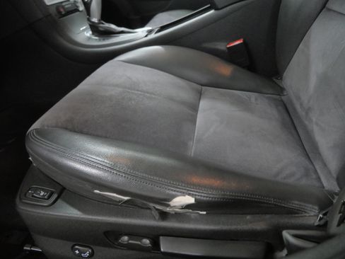 Used 2010 Chevrolet Malibu LT w/ HFV6 Engine Package FWD image 20