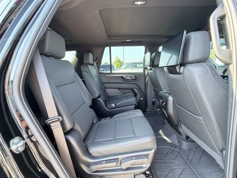 Used 2026 Chevrolet Tahoe Z71 w/ Z71 Off-Road Package AWD/4WD image 29