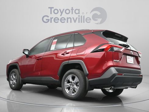 Used 2025 Toyota RAV4 XLE w/ Convenience Package image 8