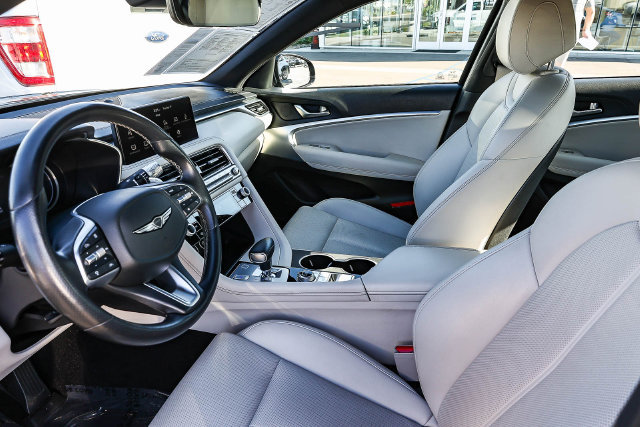 Used 2024 Genesis G70 2.5T RWD image 21