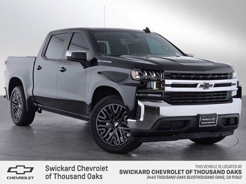 Used 2022 Chevrolet Silverado 1500 LT image 1