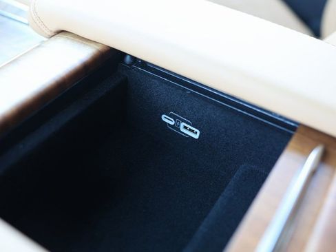 Used 2023 Jeep Grand Wagoneer Series III image 38