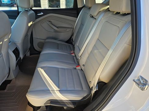 Used 2017 Ford Escape Titanium FWD image 17