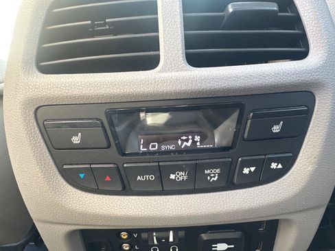 Used 2018 Honda Pilot Elite image 21
