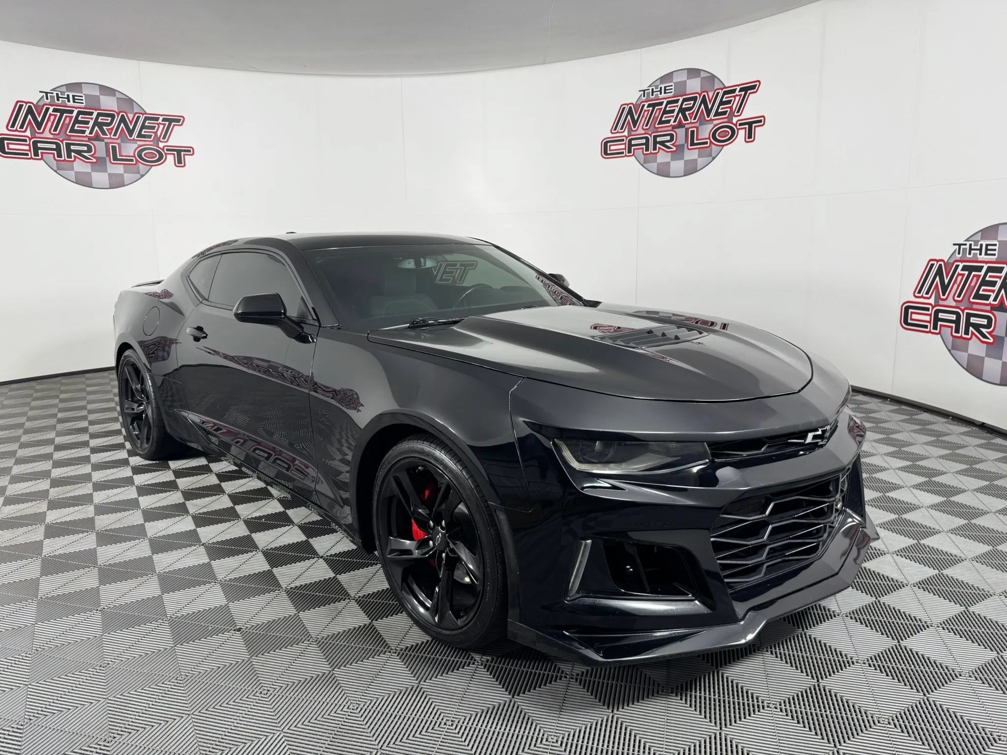 Used 2023 Chevrolet Camaro LT w/ RS Package RWD image 9