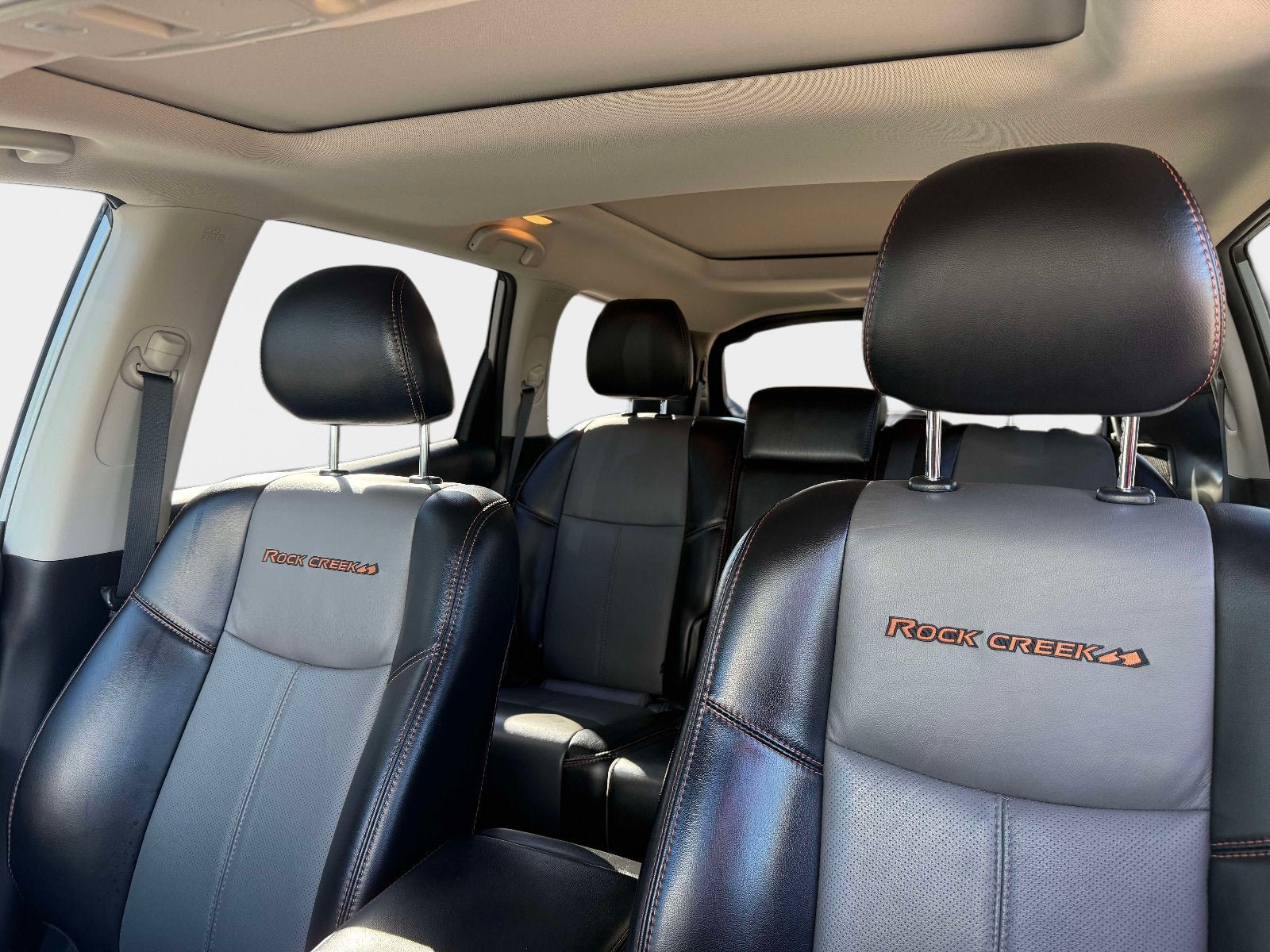 Used 2020 Nissan Pathfinder SL FWD image 14