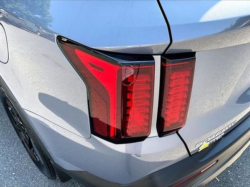 Used 2023 Kia Sorento S w/ Panoramic Sunroof Package AWD/4WD image 32