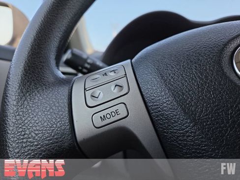 Used 2013 Toyota Corolla LE FWD image 11