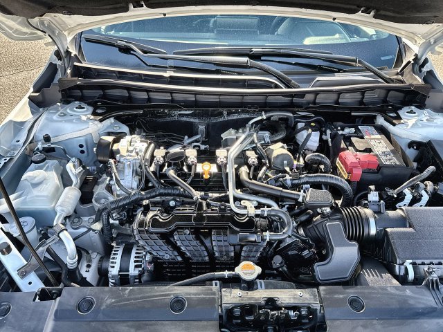 Used 2025 Nissan Altima 2.5 SV AWD/4WD image 24