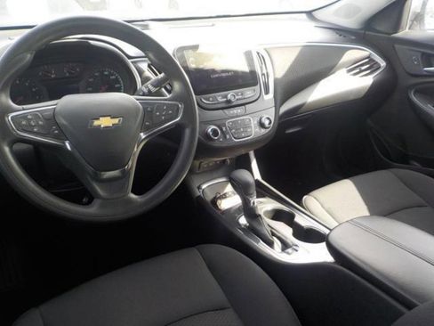 Used 2024 Chevrolet Malibu LT image 8