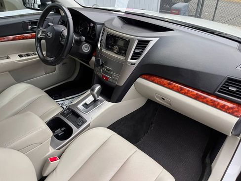 Used 2012 Subaru Outback 3.6R Limited w/ Moonroof Pkg image 13
