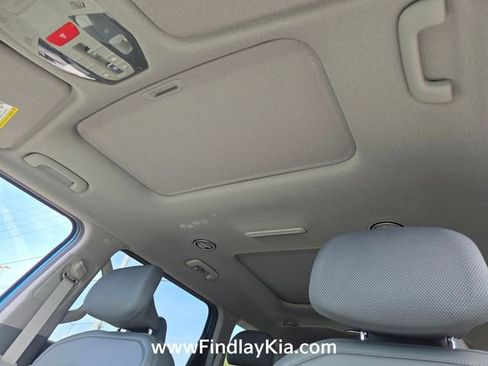 New 2026 Kia EV9 Wind image 11