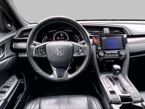Used 2019 Honda Civic Sport Touring image 6