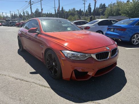 Used 2015 BMW M4 Coupe RWD image 4