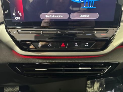 Used 2023 Volkswagen ID.4 Pro S image 17