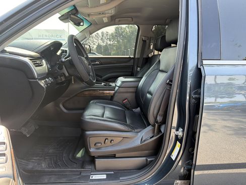 Used 2020 Chevrolet Tahoe LT AWD/4WD image 14