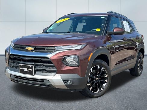 Used 2022 Chevrolet TrailBlazer LT w/ LPO, Blackout Package AWD/4WD image 1