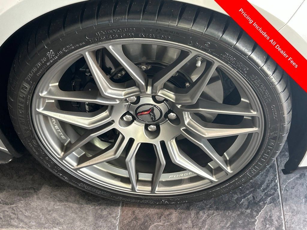 Used 2026 Chevrolet Corvette Z06 RWD image 2