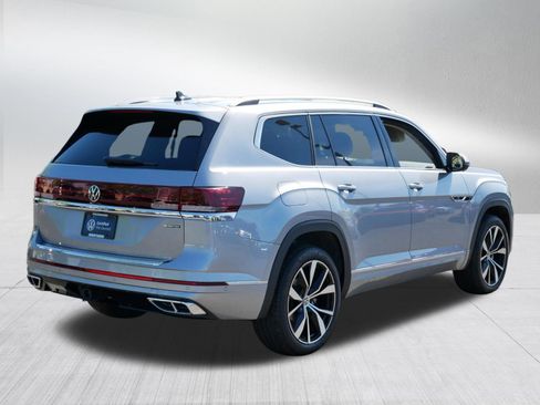 Certified 2025 Volkswagen Atlas SEL Premium R-Line AWD/4WD image 7