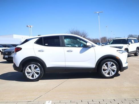 Used 2025 Buick Encore GX Preferred image 4